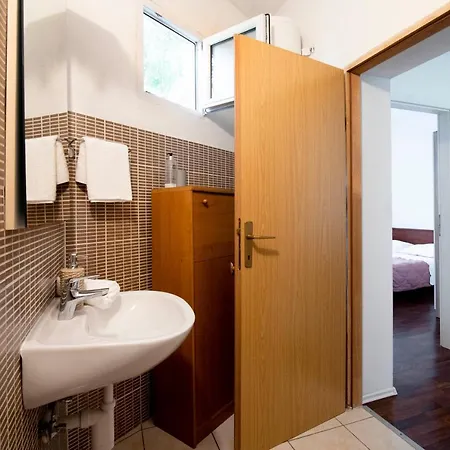 Alkar Lägenhet Sinj